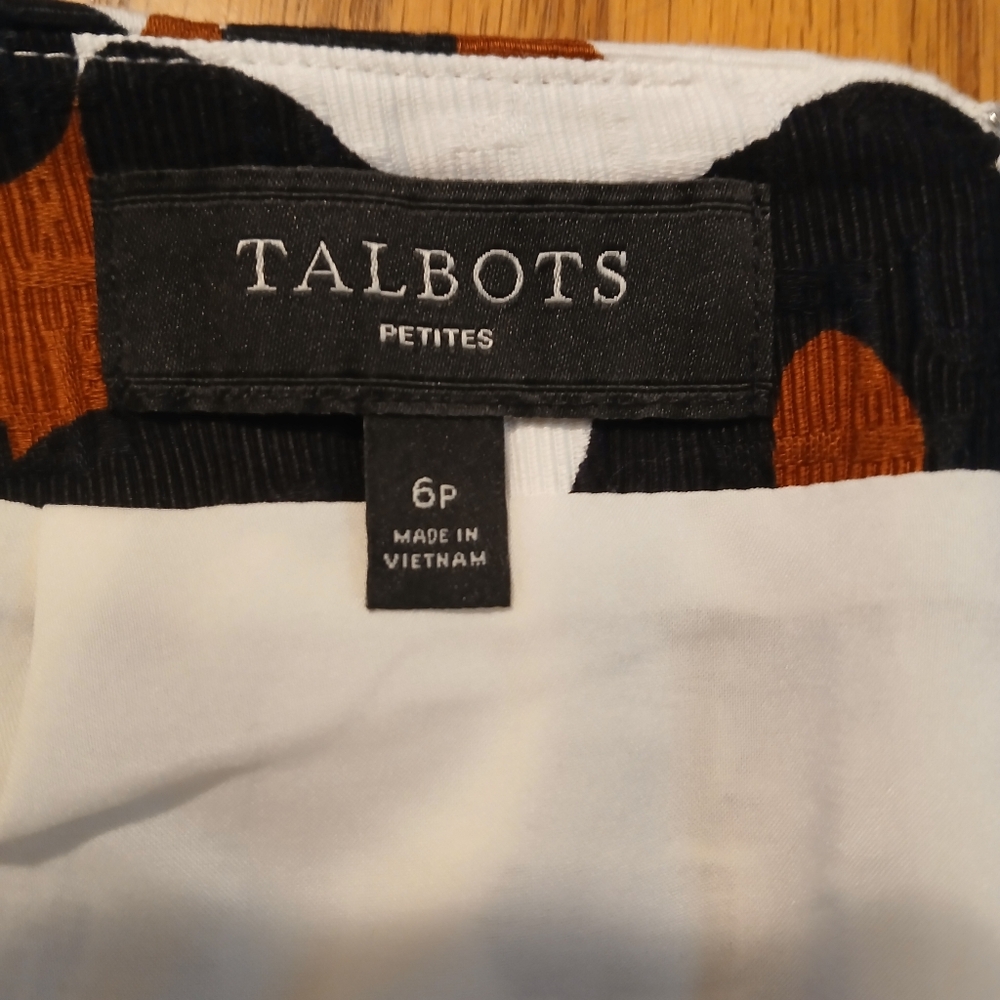 Talbots Like New Condition. Size 6P. Animal Print Women's Skirt. - Picture 5 of 7